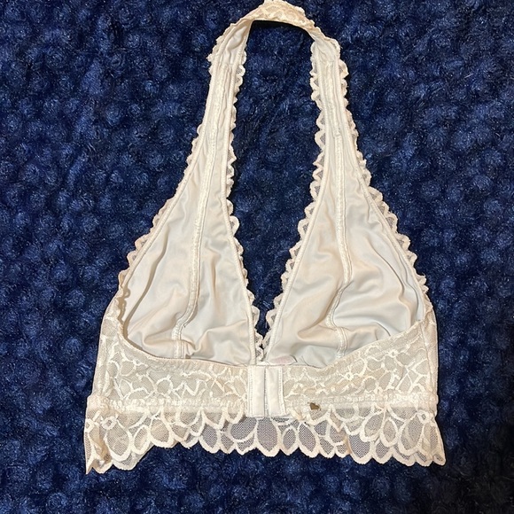 Victoria’s Secret PINK halter bra Small - Picture 2 of 8